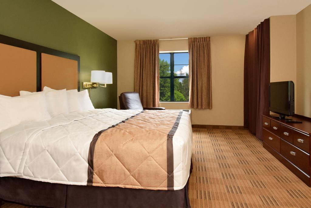 Extended Stay America Suites - Raleigh - Cary - Regency Parkway North Екстер'єр фото